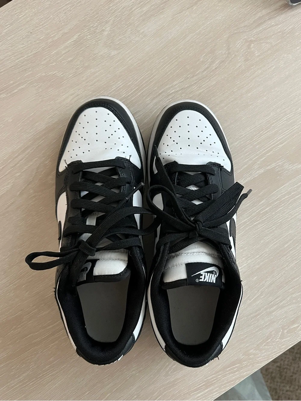 Nike Dunk Low Retro White Black Panda